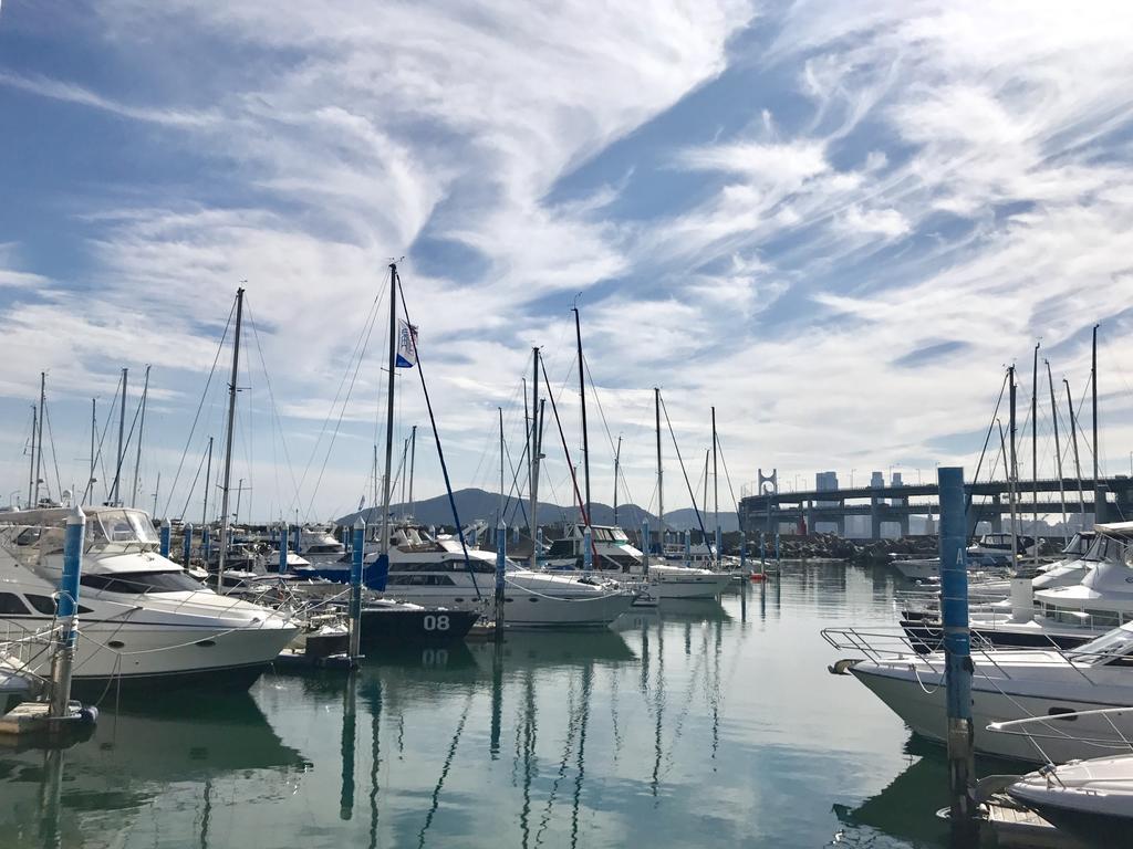 Sea And Yacht Busan Exterior foto